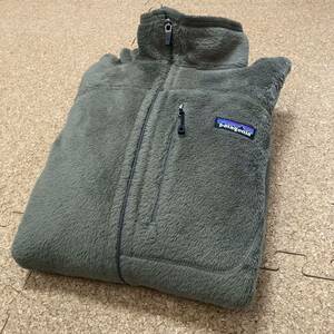 XL・極美品【2010・MARSカラー】patagonia メンズ・R2・ジャケット( ALP )アルファグリーン 希少ミリタリー米軍 POLARTEC ポーラテックR3R1