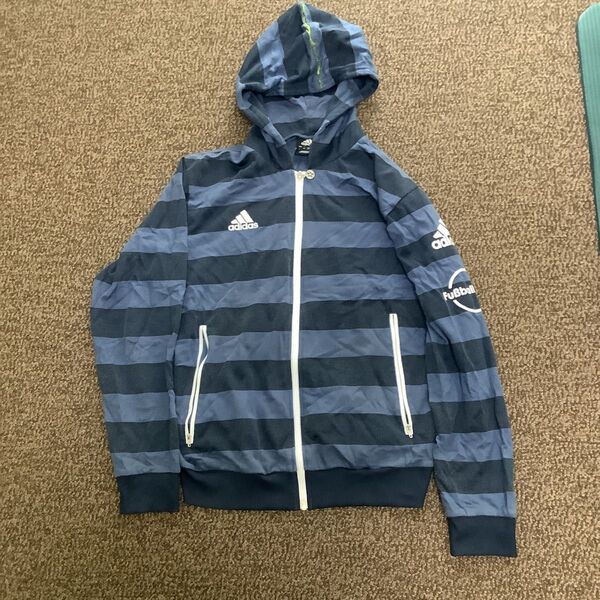 アディダス パーカー サッカー フットサル バスケ 服