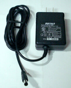 BUFFALO　US118-0526　DC5V2.6A　■yh546-1