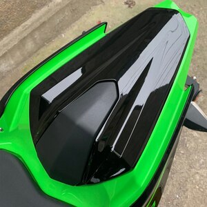 カワサキ用モーターサイクルリアシートカバー,カワサキニンジャ400 z400 250 2018 2019 ninja400 z 2020 abs/krt 400,,ソロ,