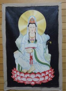 本日特別価格　H074 特大サイズ 手描き油絵 蓮上観音 (宗教画 ハス 神 開運 花 油彩)在銘「陳逸鳴」