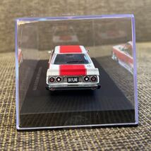 DISM 1/43 スカイライン HT 2000GT-E・S 前期型 カスタムスタイル ホワイト/レッド ダイキャストミニカー ディズム 検ワークス グラチャン_画像5