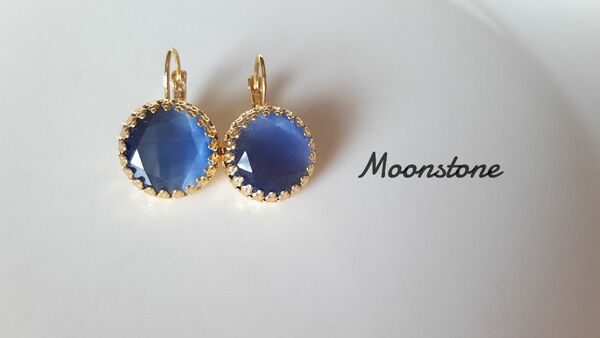 新入荷『TanzaniteMoonstone』のひとめぼれ天然石ピアス