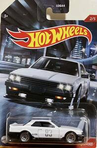 Hot Wheels ホットウィール Themed Auto Selection of Cult Racers 1:64 Scale Vehicle ニッサン スカイライン 2000 ターボ RS KDR30