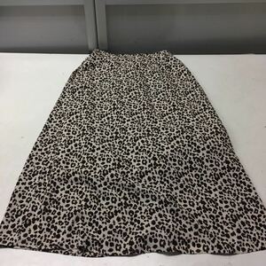  free shipping *E hyphen world gallery PEACE E hyphen world gallery * leopard print long skirt Leopard pattern skirt #50127sj108