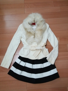  real fur attaching Apuweiser-riche * 2 raccoon fur tailored jacket, Short knitted coat * wool 100%* eggshell white white 