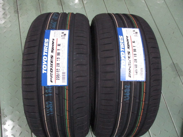ヤフオク! - トーヨータイヤ(新品 19インチ)の中古品・新品・未使用品一覧