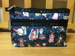 未使用★LeSportsac / レスポートサック　コスメティック クラッチ　小物限定柄「ミッドナイト マスカレード」★7105・仮装した動物たち