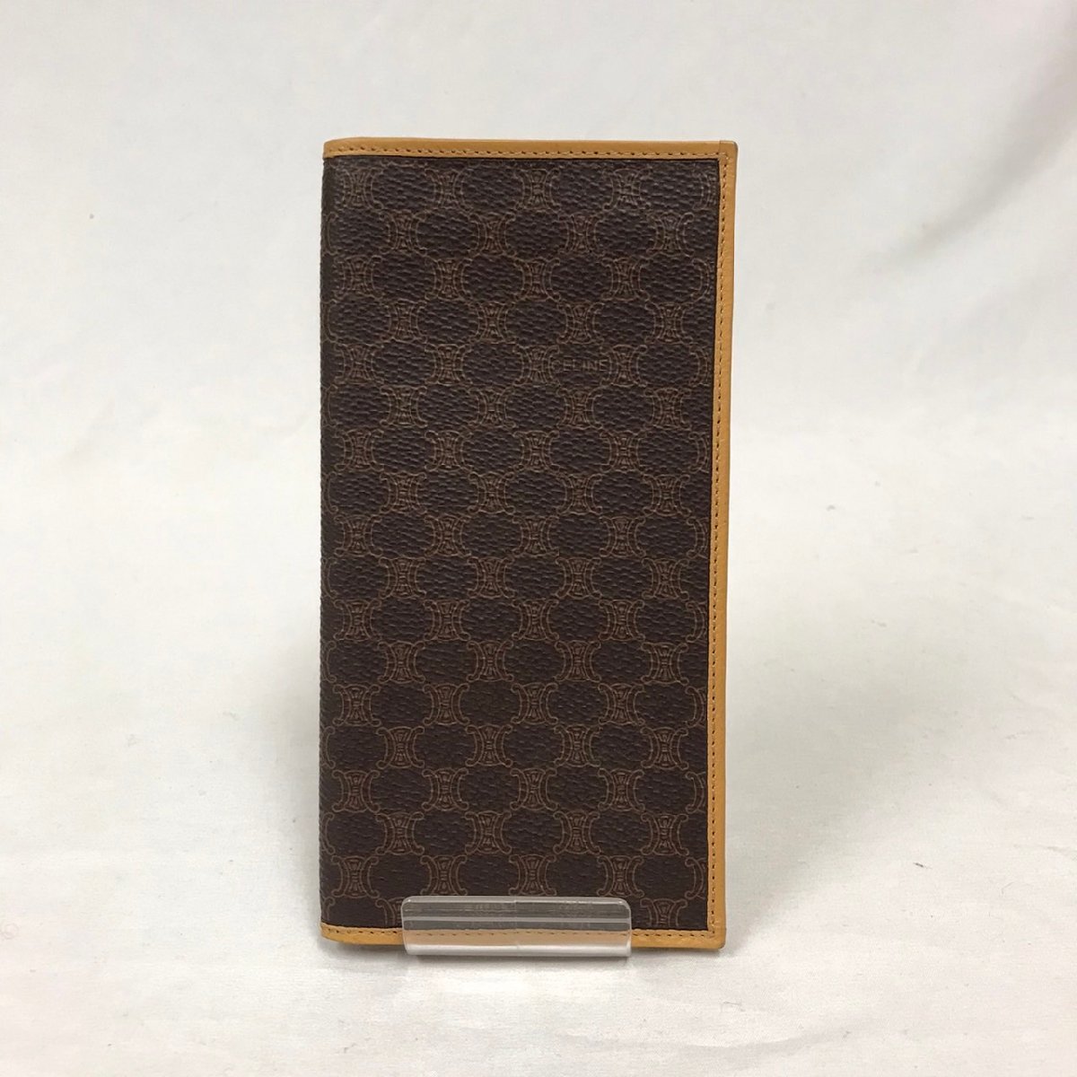 ヤフオク! -「セリーヌ 財布 マカダム」の落札相場・落札価格