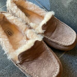 UGG アグ アンスレー ムートン25センチ