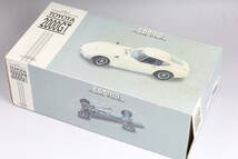 EBBRO エブロ TOYOTA トヨタ2000GT 1/24 プレミアムコレクション ボディカラー白 取扱説明書有り_画像5