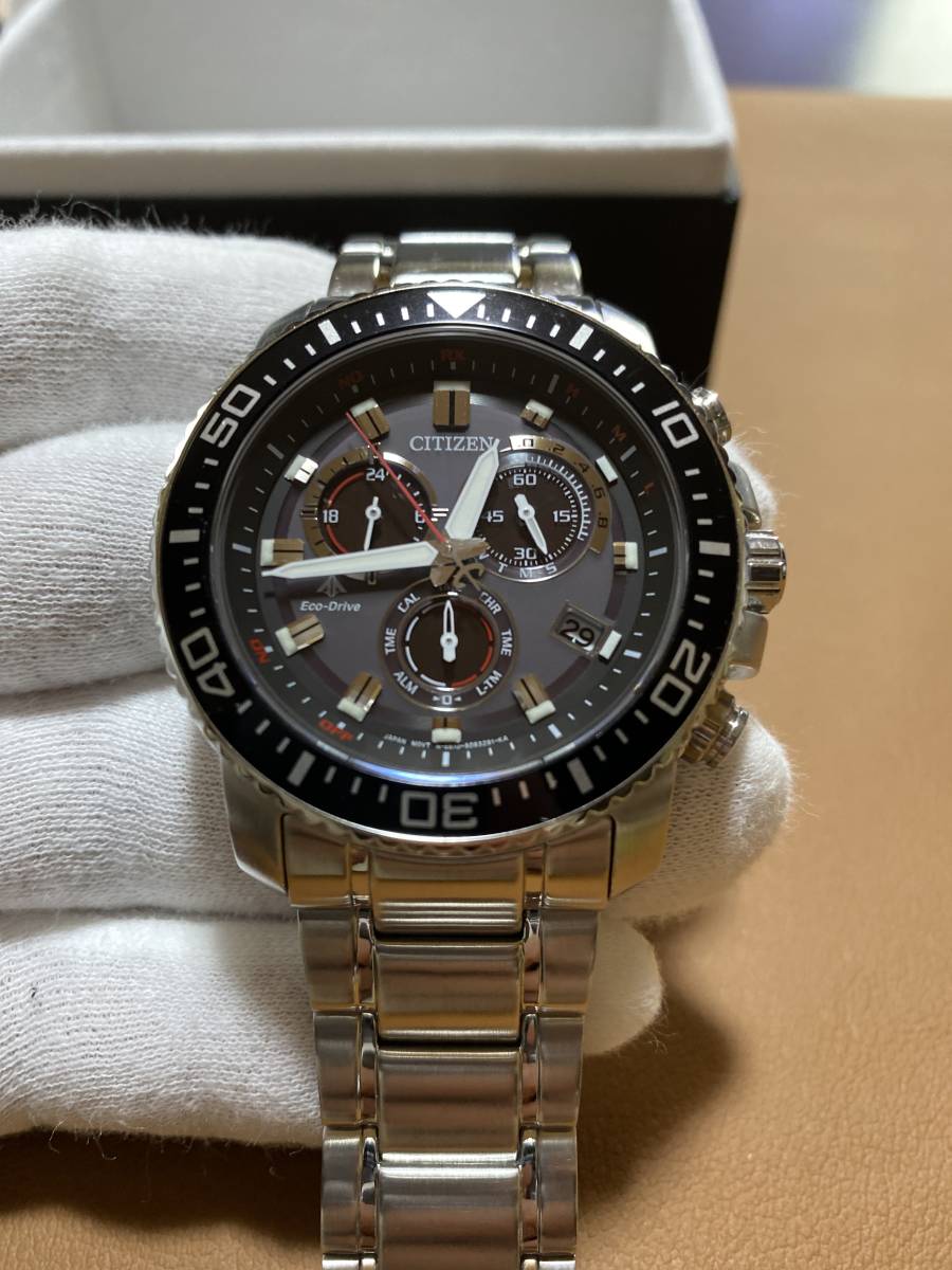 送料無料 【美品】CITIZEN エコドライブ プロマスター PMP56 電波