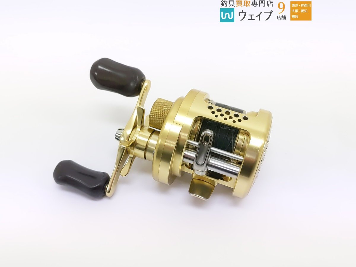 超人気 専門店 シマノ 両軸リール 04 カルカッタ コンクエスト 100DC