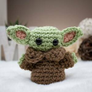  abroad limited goods postage included Star Wars man daro Lien child baby Yoda figure doll 