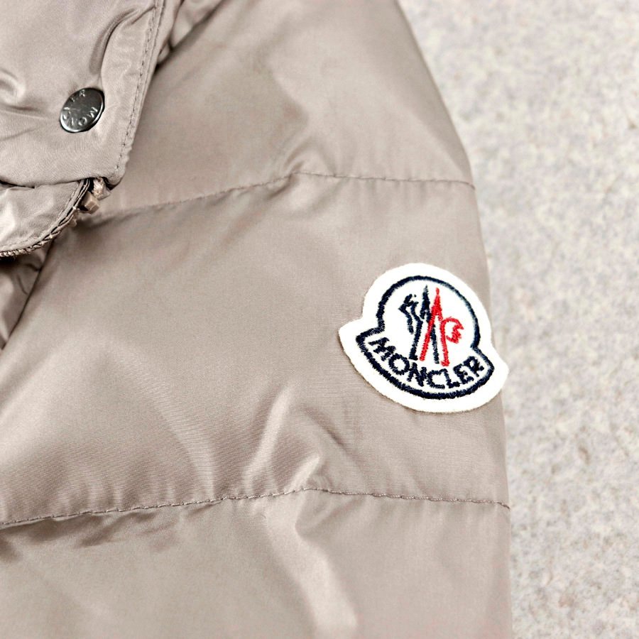 MONCLER/モンクレール フラメッテ グレージュ 美品 直売ショッピング
