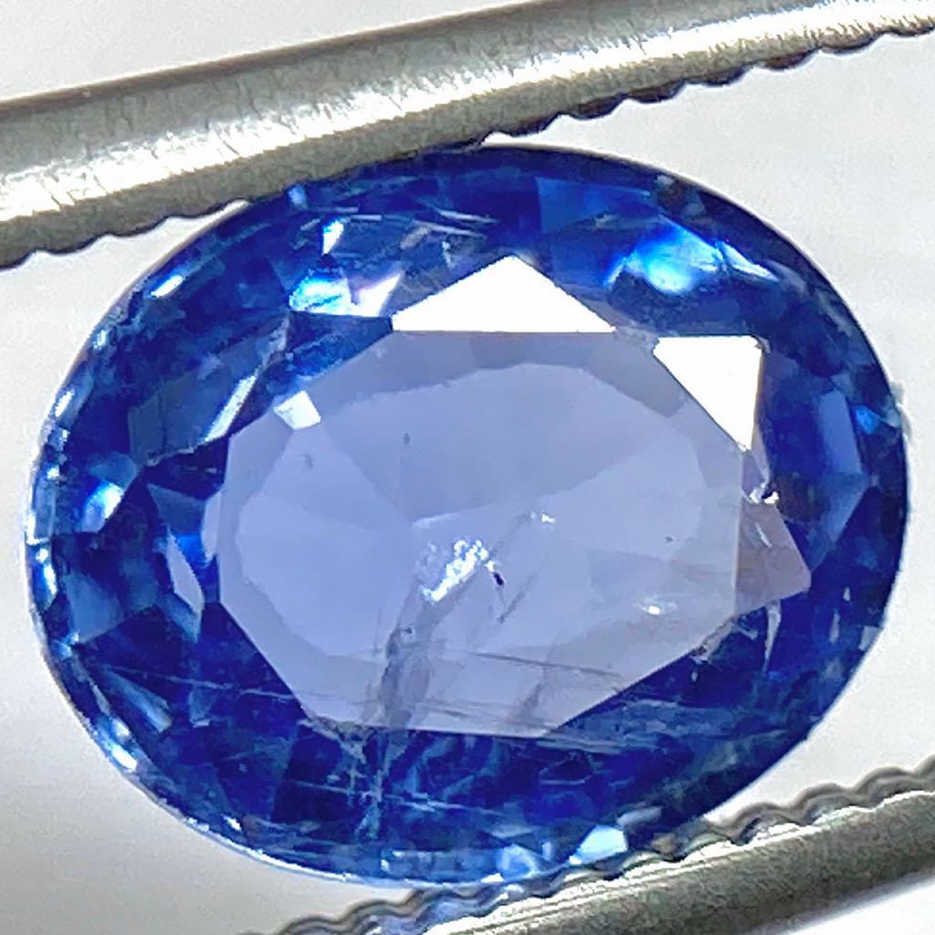 天然サファイア 0.66ct 非加熱 パイリンサファイア-