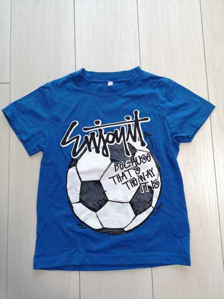 しまむらのサッカーボール柄Tシャツ　110 100の方に☆