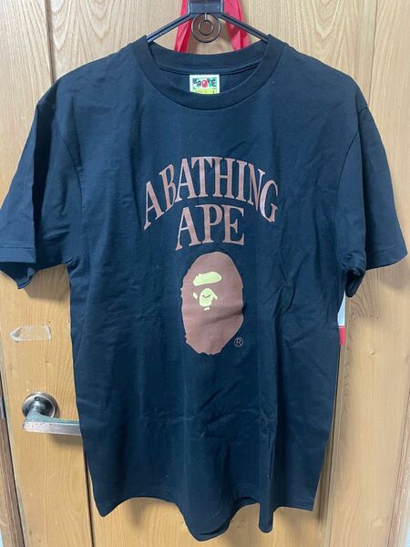 A bathing apeTシャツ