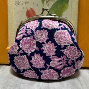 がま口ポーチ　がま口財布　小物入れ　小銭入れ ハンドメイド