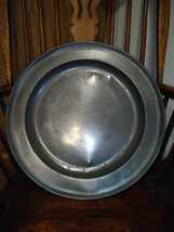 ピューター　大皿　イギリス　１８世紀　古色よく、品のいい大皿　　Pewter Charger 46センチ　　鄙びた感じはありません。古錫　錫　皿_画像1