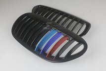 純正交換用 左右セット 取付簡単 在庫有 BMW E63 E64 M6 フロントグリル 光沢黒+金属風Mの3色カラー_画像2