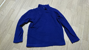 UNIQLO　ユニクロ　子ども用長袖カットソー　120サイズ　USED　8