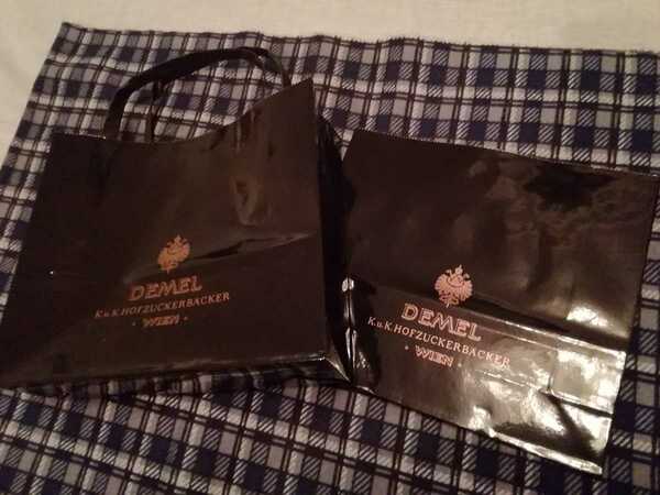 DEMEL ショップ袋2枚　チョコブランド