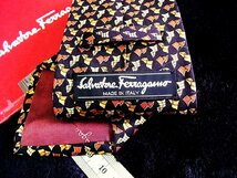 ♪今週の特売980円～♪1557♪良品【Ferragamo】フェラガモ【旗 フラッグ 柄】ネクタイ♪_画像2