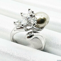 送料無料!! 大粒 ブラックパール風 フリーサイズ CZダイヤモンド デザインリング 指輪 アクセサリー R-0134_画像1
