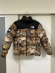 supreme x the north face leaves nuptse jacket シュプリーム　リーブス　枯葉　ヌプシ