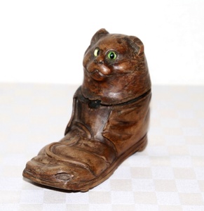 アンティーク　木彫り　ブーツに入った猫のインク壺　ドイツ？　ガラスインク入れ付　中古品　ヴィンテージ　レトロ