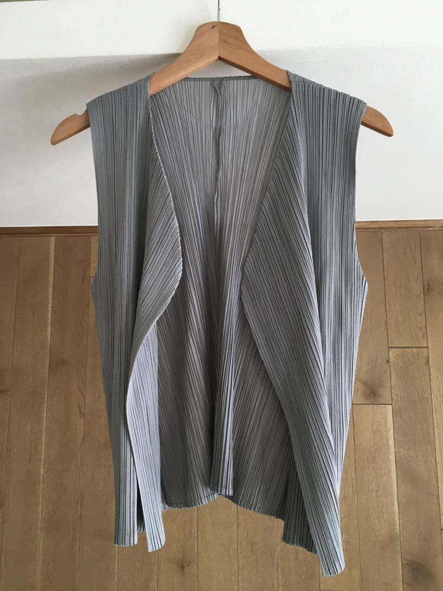 ヤフオク! -issey miyake ベストの中古品・新品・未使用品一覧