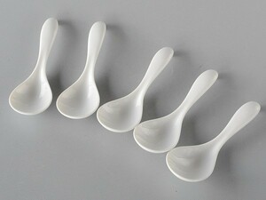  Chinese milk vetch stylish multi Chinese milk vetch ceramics and porcelain made 5ps.@ spoon 