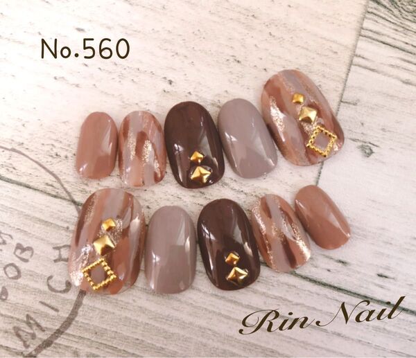 No. 560 ショートオーバルネイルチップ
