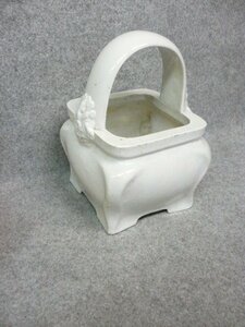 . stone . white porcelain handbag fire pot [B31476] height 25cm length 17.5cm width 17.5cm hand ... old . old fine art 