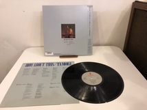 【中古品】TAMORI (タモリ) /HOW ABOUT THIS VIH-28272 LP 帯付き　#100133_画像2