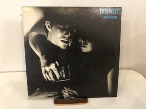 【中古品】トム・ウェイツ ( TOM WAITS )/ FOREIGN AFFAIRS 7E-1117 LP #100384