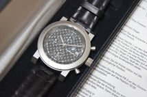 ■BMW Carbonograph 腕時計 カーボンフェイス 皮ベルト シンプル&スポーティ TachyMeter タキメーター_画像5