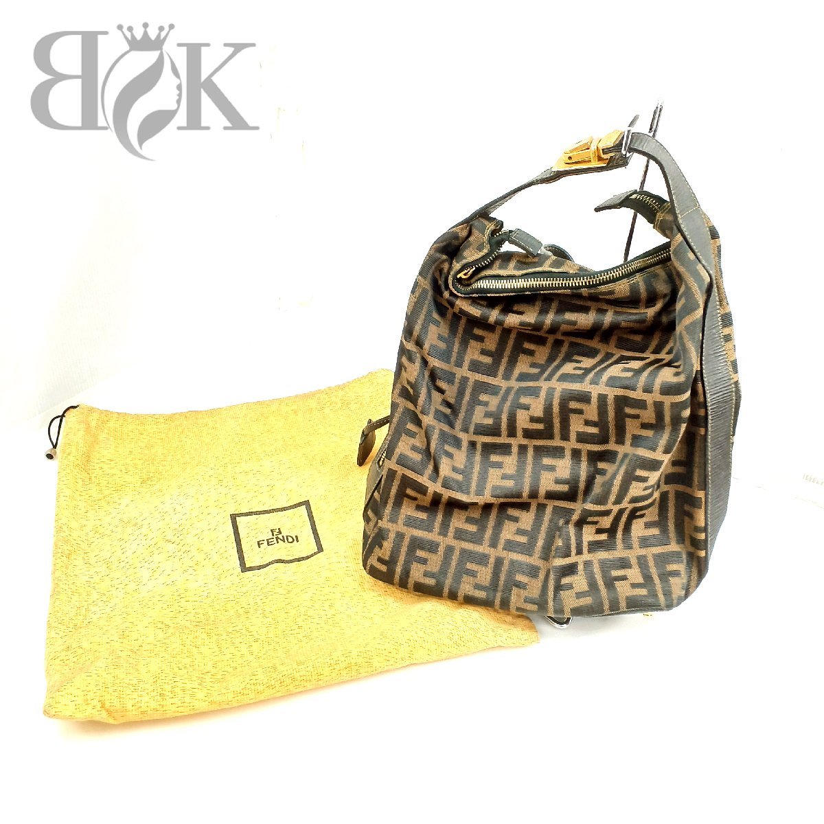 【使い勝手の良い】☆新品☆FENDI x FILAコラボ バックパック リュック ズッカ柄