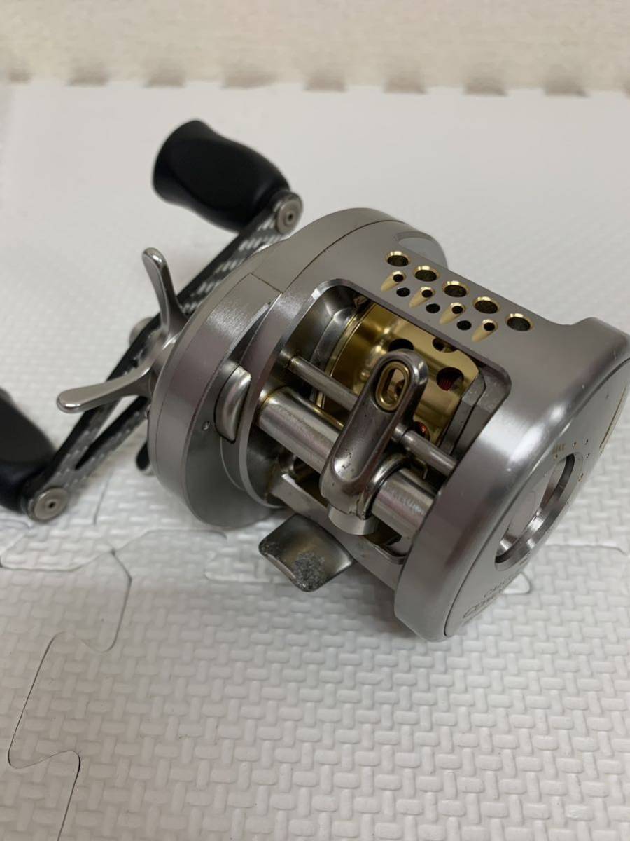 シマノ SHIMANO 03 CALCUTTA CONQUEST 200DC カルカッタコンクエスト