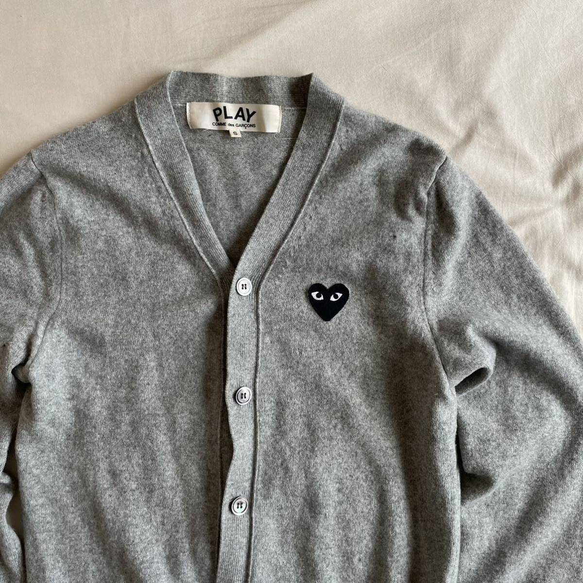 COMME des GARCONS コムデギャルソン PLAY カーディガンの値段と価格 ...