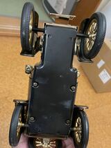 FORD MODEL T １９１８　フェートン　金属製　ブリキ製　アメリカ　ヴィンテージ ビンテージ　美品　ミニカー　おもちゃ レア物　一点物_画像9