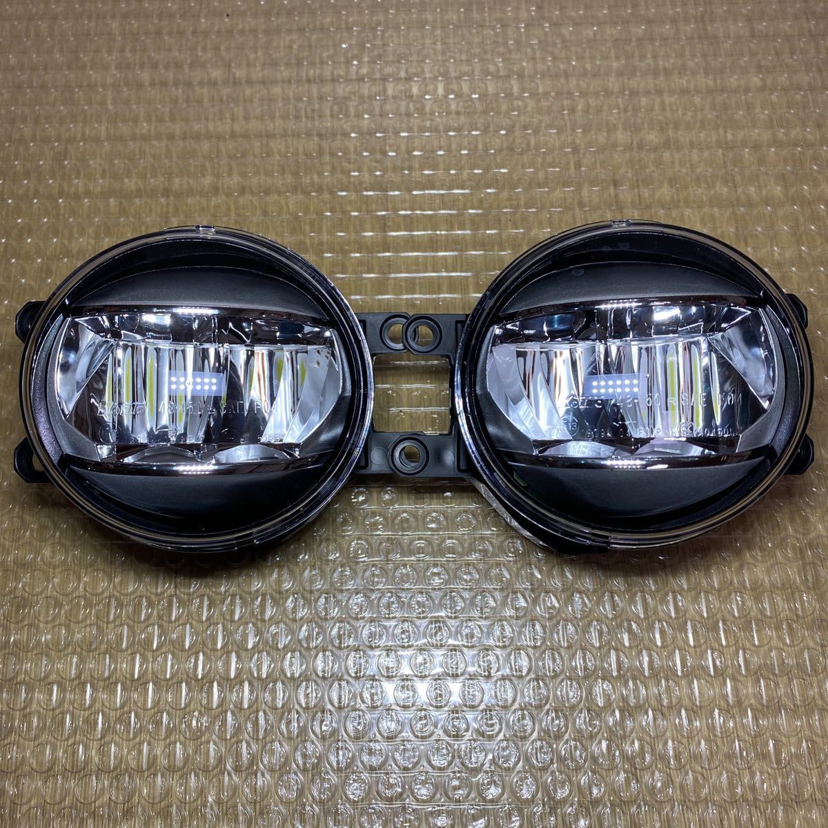 アクア中期用フォグランプキット 純正 新品 おまけ付き | www