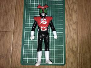 ■ Мягкая виниловая фигура "Kamen Rider сильнее" ■