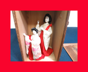 Art hand Auction :Immediate decision [Doll Museum] Dog-pulling court lady 2 figures A-675 Hina dolls, Hina tools, Hina palace Hina, season, Annual Events, Doll's Festival, Hina Dolls