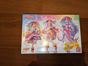 バンダイ製 HUGっと！プリキュア キューティーフィギュア4 Special Set