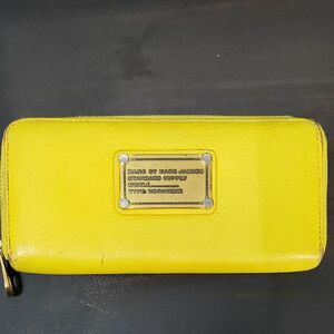 【 中古品】 MARC BY MARC JACOBS ラウンドファスナー長財布