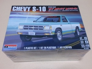 アメリカ レベル モノグラム 1/25 シェビー S-10 カスタム ピックアップ トラック 1993 Chevy S10 Custom Pickup Truck Revell 85-4503