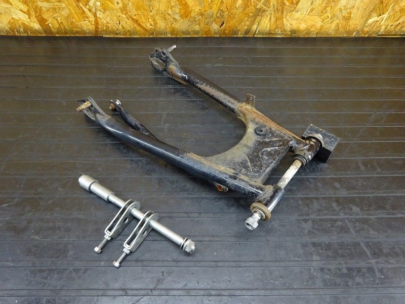 クード KOOD ピボット用 アクスルシャフト 11年-15年 GSR750 (L1-L5) S-P-004 HD店 ショッピングを 車用品・バイク用品 ピボットシャフト KOOD(クード) バンディット1200(GV77A)