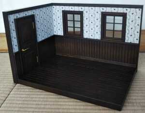 # doll house # grey ground black rose pattern stripe wallpaper black tea color. ..